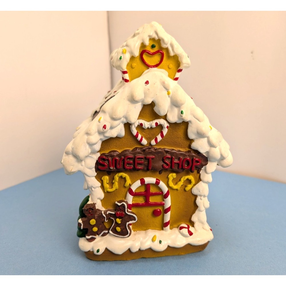 Garden Ridge Sweet Shop Resin Gingerbread House Decor 7.5" Christmas